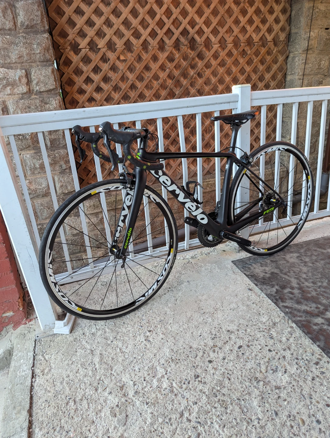 Cervelo R5 Carbon Road Bike – 48cm (Shimano Ultegra 11-Speed) - photo 2