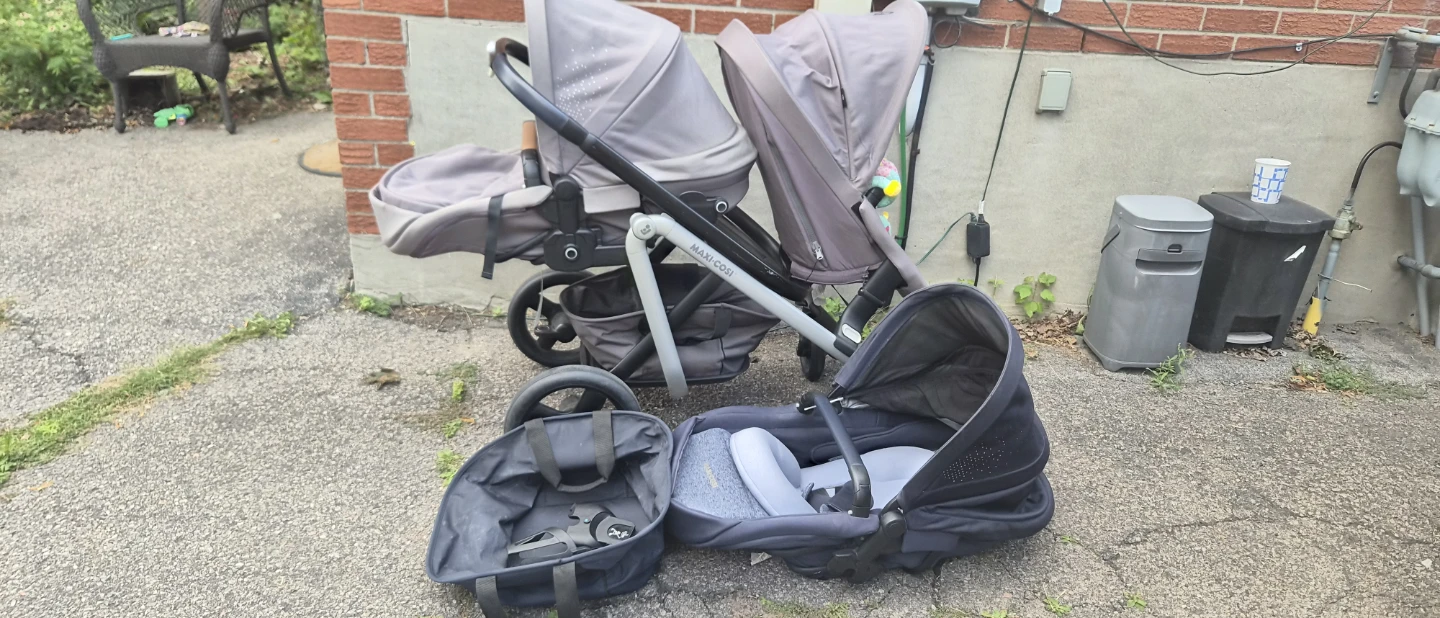 Maxi-Cosi Stroller System with Bassinet and Car Seat