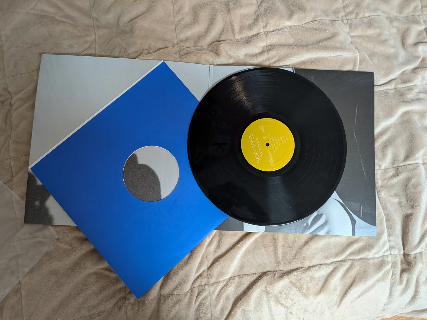 Harry styles record album Harry's house - photo 2