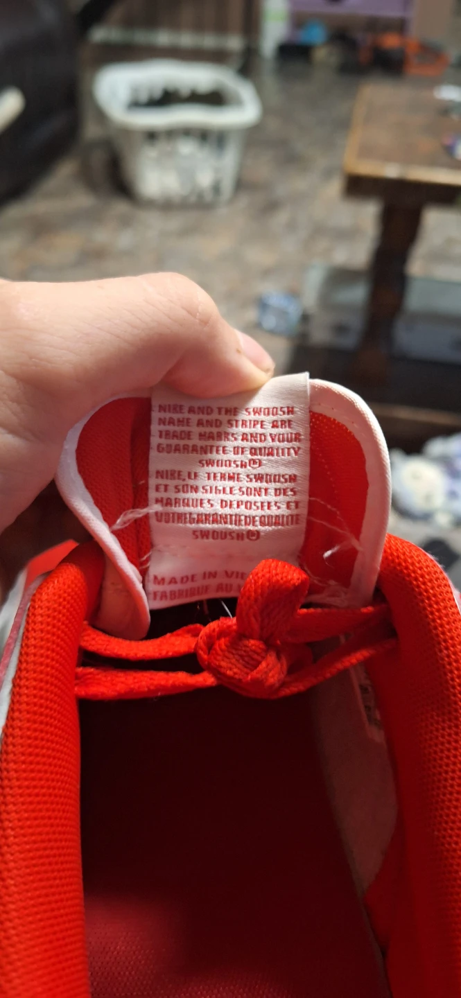 Nike Dunk Low trying to sell to get a sprayground backpack - photo 4
