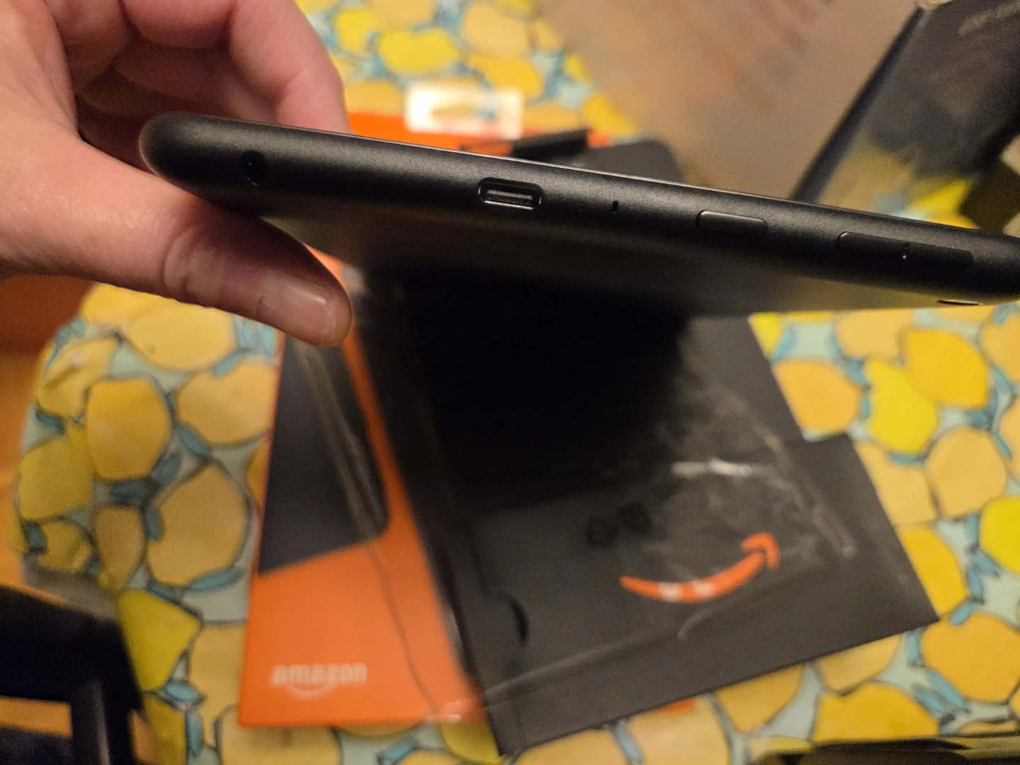 Amazon Fire HD 8 Tablet (10th Gen) - photo 3