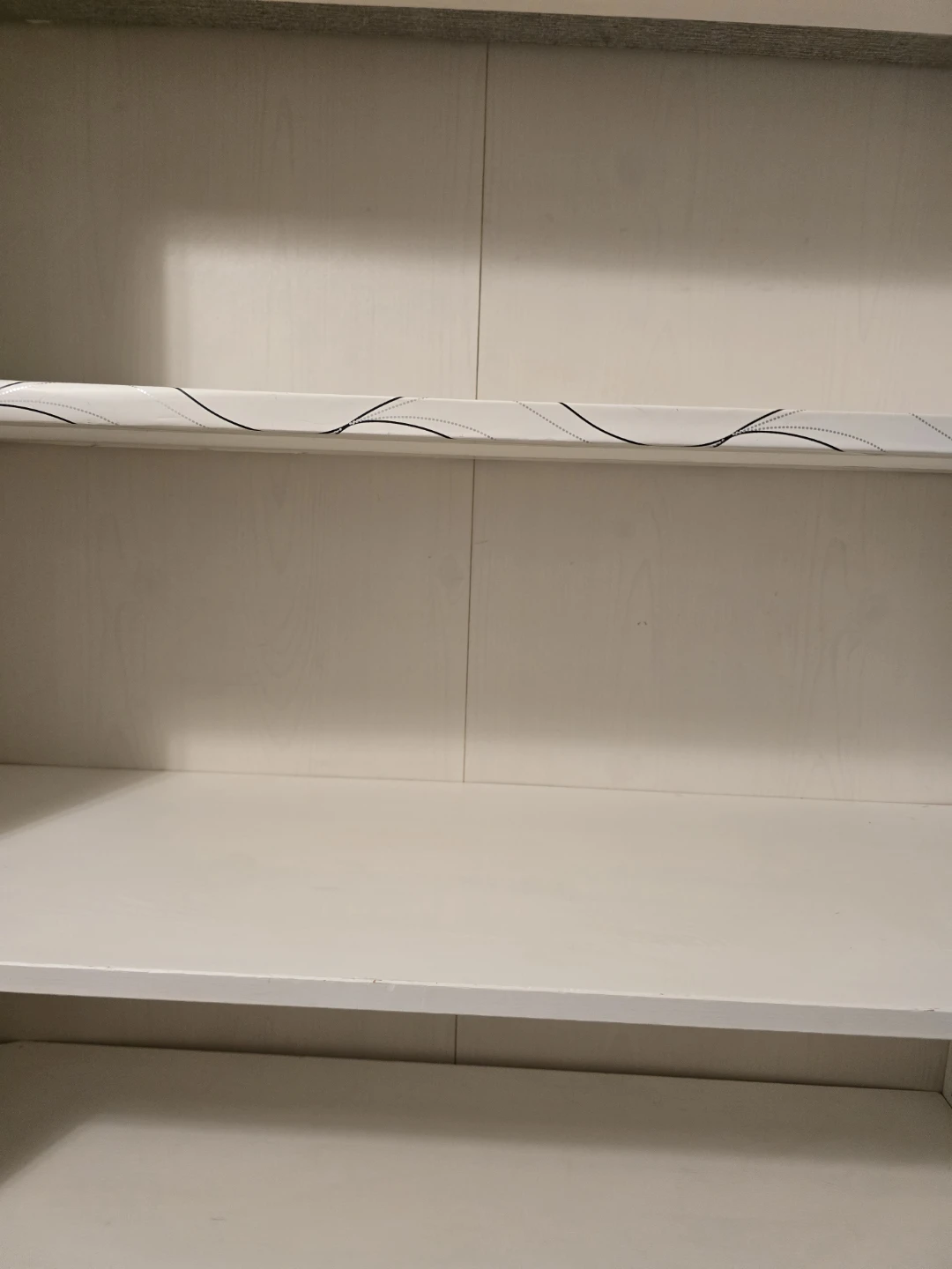 White storage shelf - photo 4