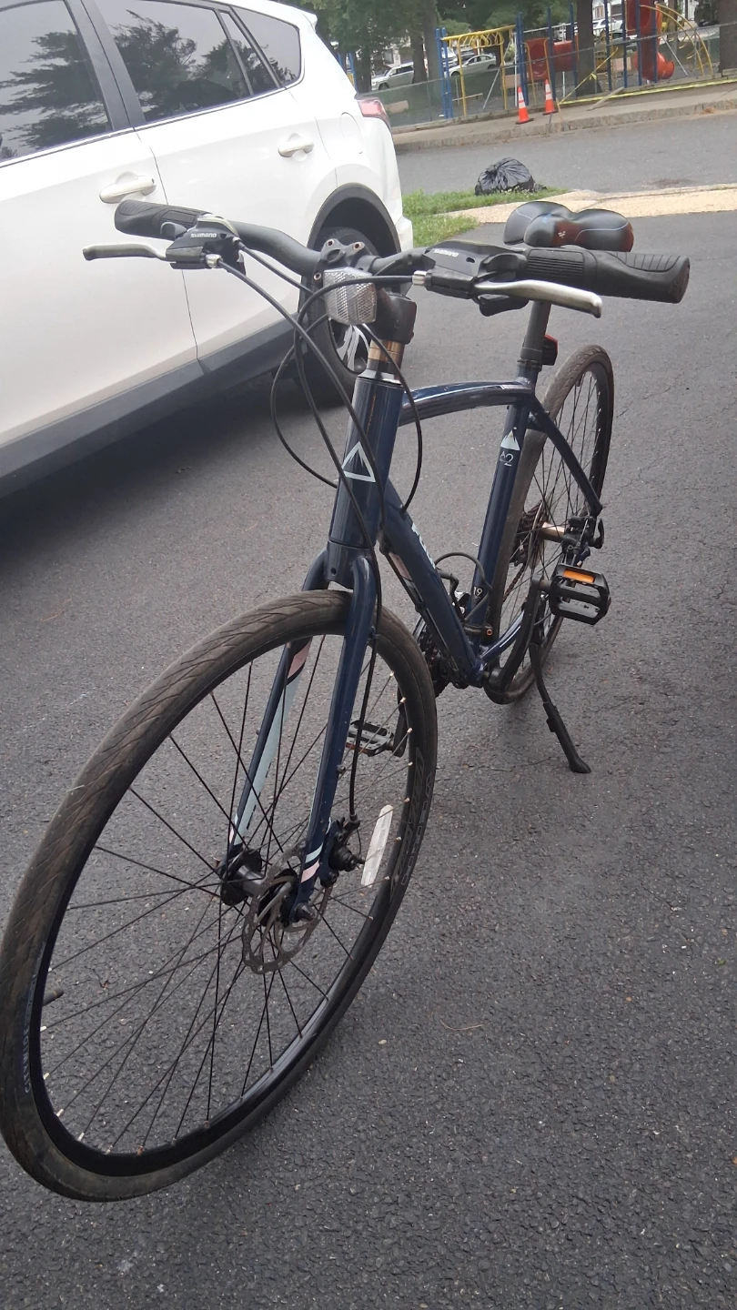 Fuji Silhouette One.9 Hybrid Bike - photo 4