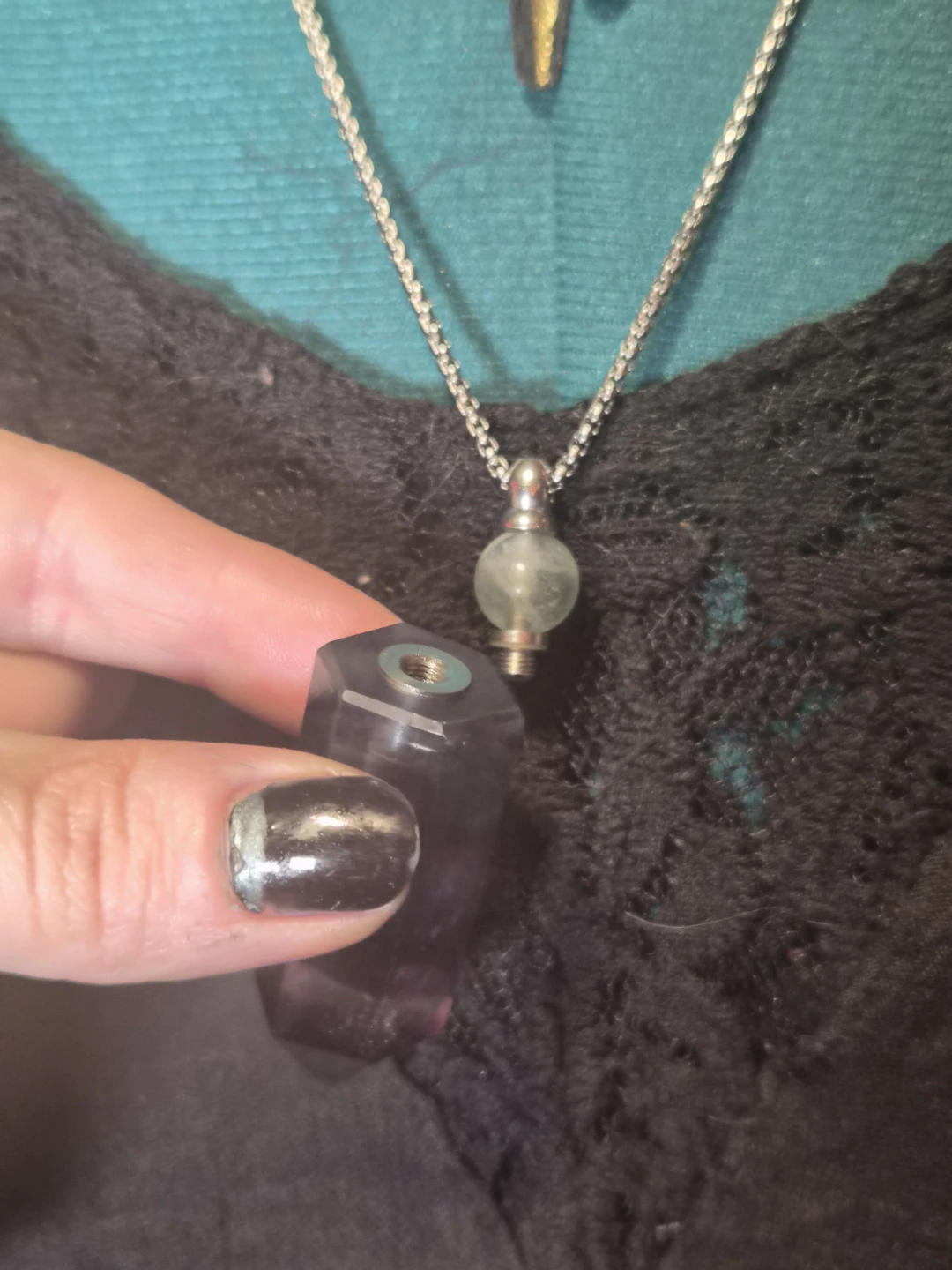 Fluorite perfume bottle necklace - photo 3