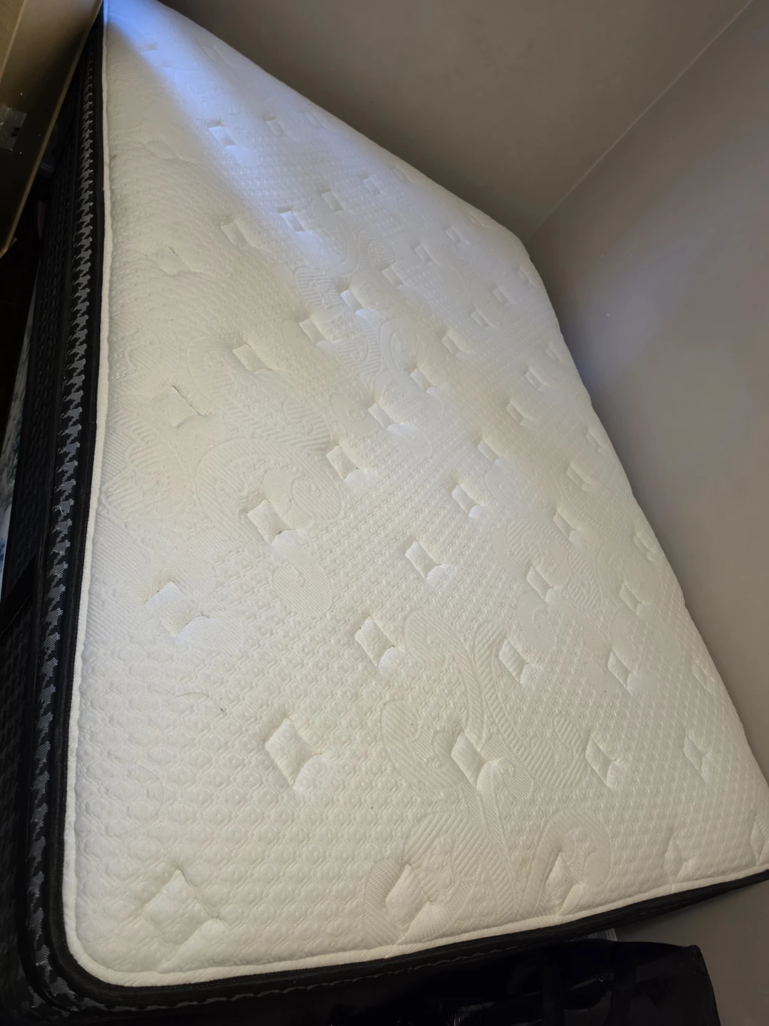 Double-size mattress for sale - photo 3