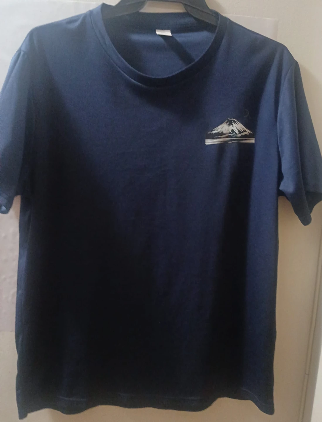 Navy T-Shirt with Japanese Mountain Graphic - XXL - photo 2