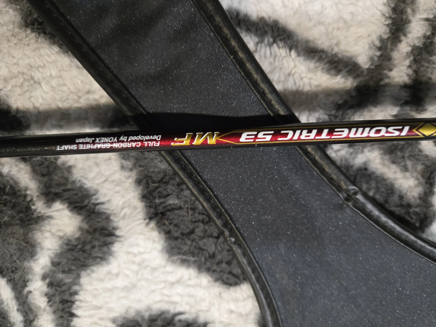Yonex Isometric TRi 75 Badminton Racquet with Wilson Case - photo 2