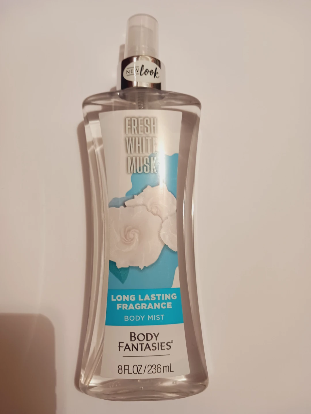 New !! Body Fantasies Fresh White Musk Body Mist 8 oz