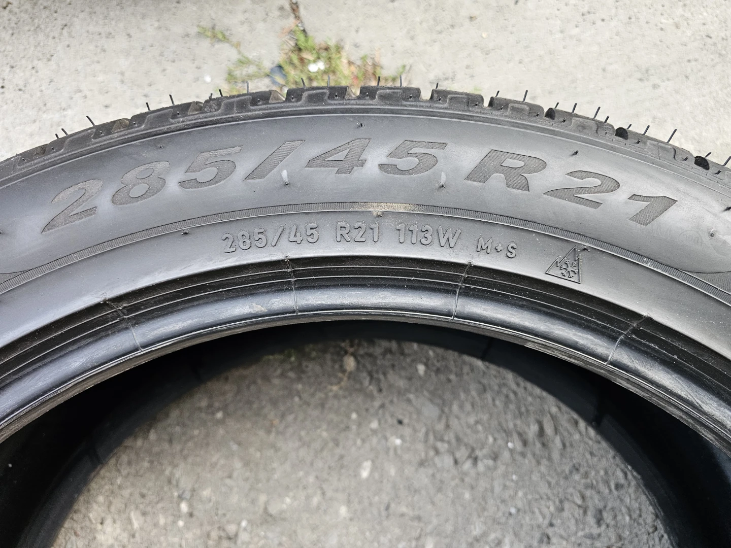 285/45 R21 PIRELLI WINTER TIRES (2 ONLY) - photo 3
