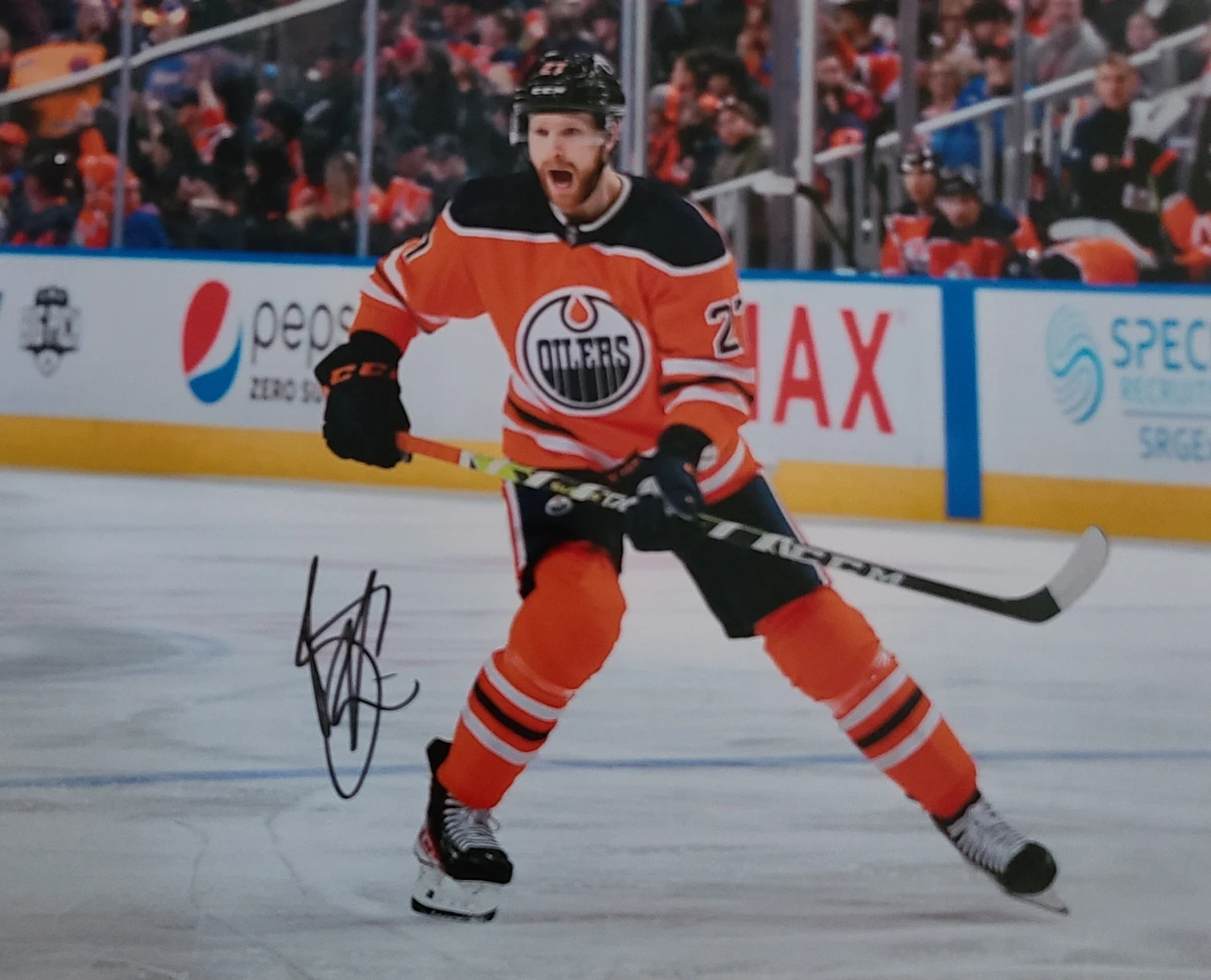 Edmonton Oilers Autographed Items With COA'S - photo 2