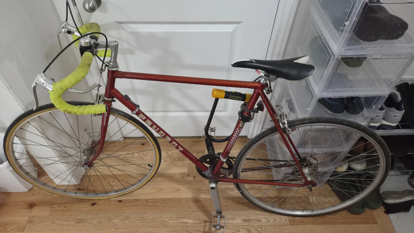 Red Peugeot Road Bike - photo 2