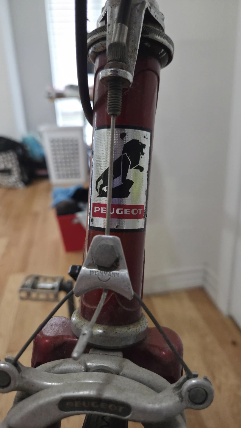 Red Peugeot Road Bike - photo 3
