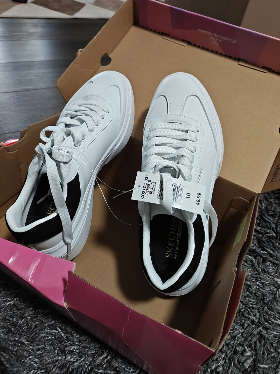 Skechers Women's Memory Foam Sneakers Size7 and  9
