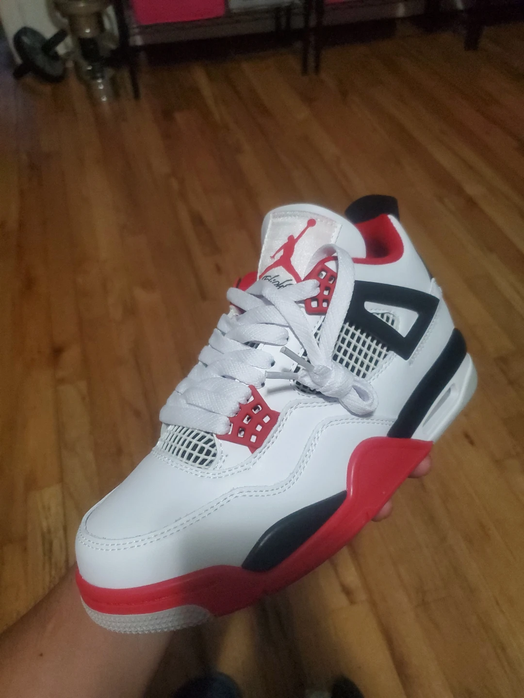 Air Jordan 4 Retro White/Fire Red-Black-Tech Grey