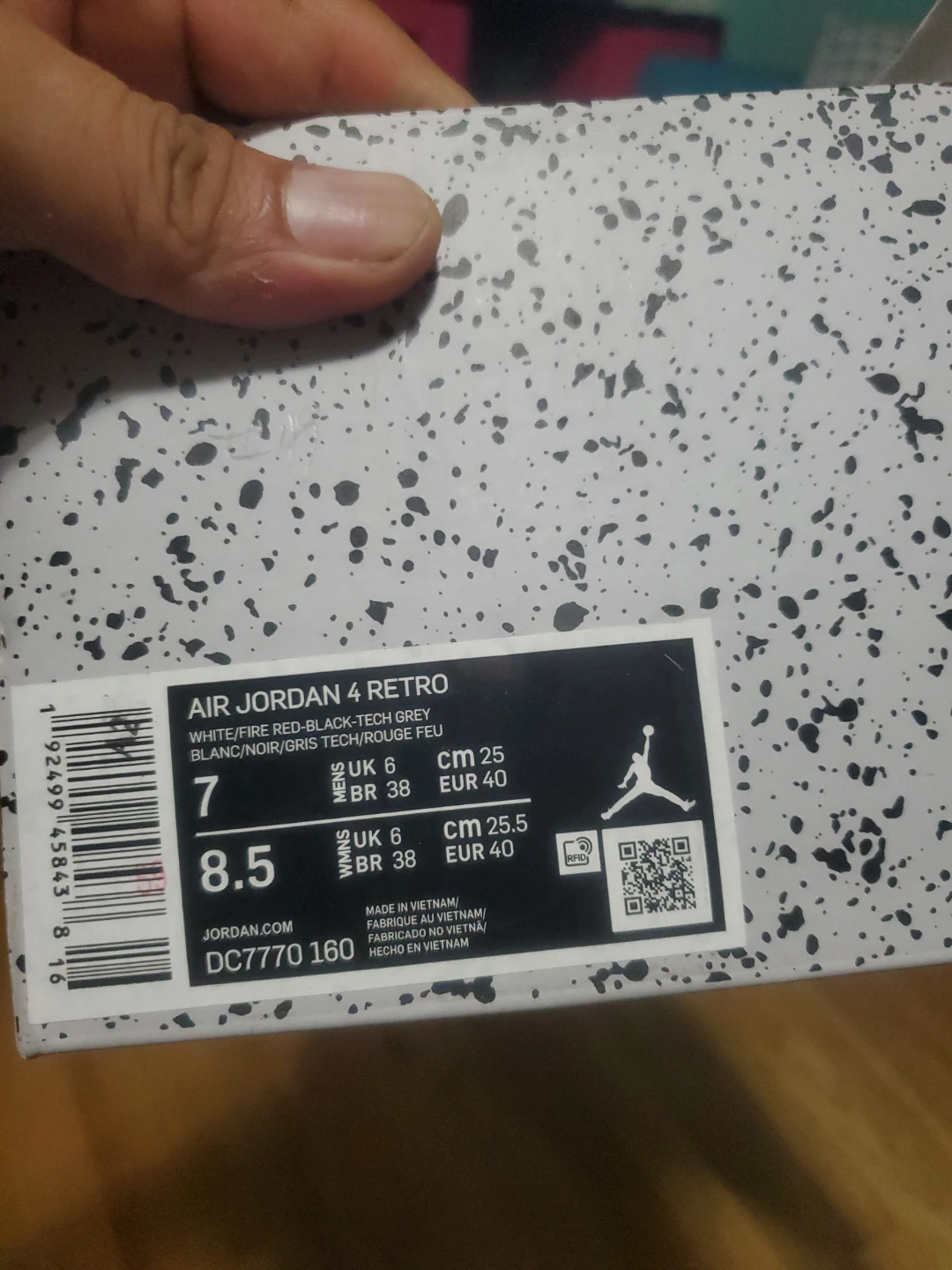 Air Jordan 4 Retro White/Fire Red-Black-Tech Grey - photo 3
