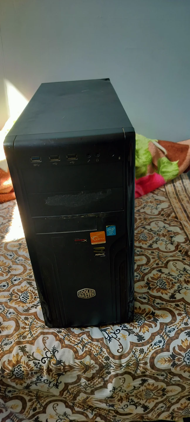 Cooler Master Computer Case