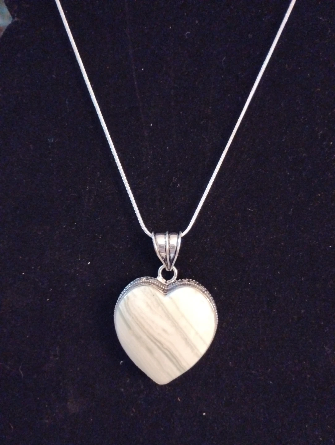 Sterling Silver Green Banded Agate Heart Necklace - photo 2