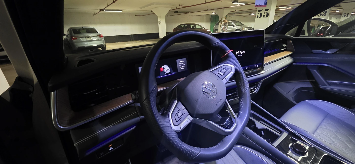 Lease Takeover - 2026 Volkswagen Tiguan Highline R Line - photo 2