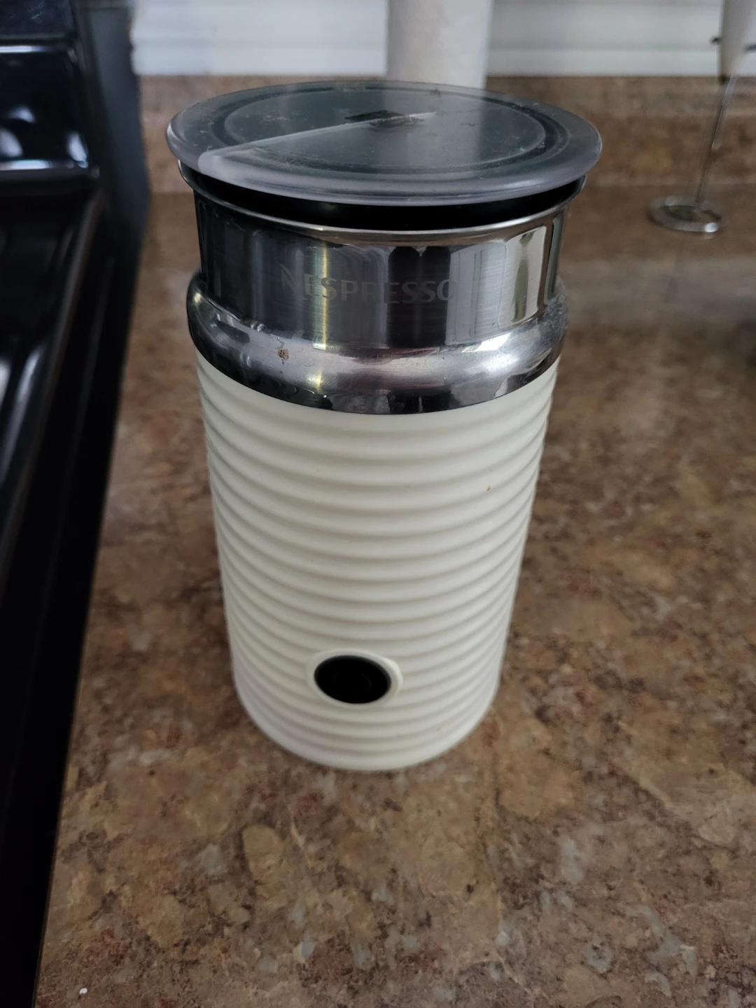 Nespresso Aeroccino3 Milk Frother - photo 4