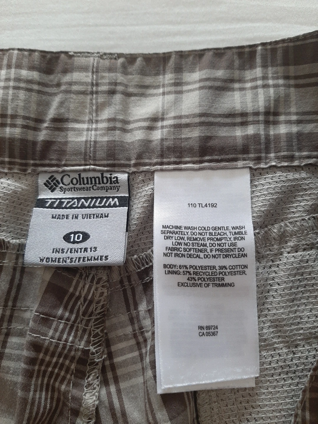 Columbia Titanium Women's Plaid Shorts Size 10 - photo 2