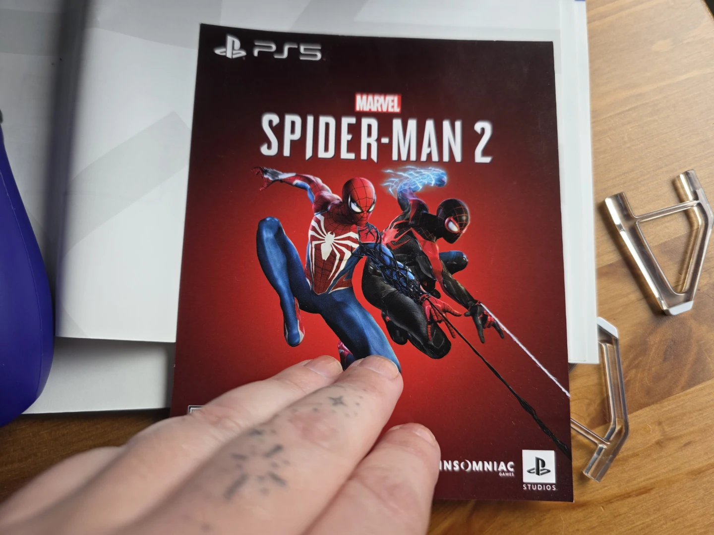 PlayStation 5 Console Bundle with Marvel's Spider-Man 2 - photo 3