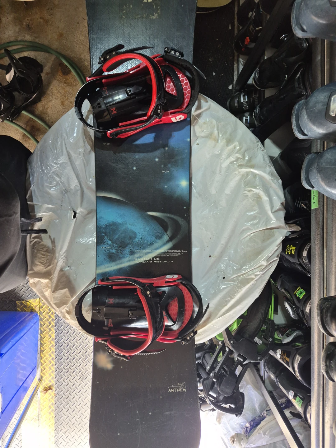 Anthem Snowboard with burton Bindings