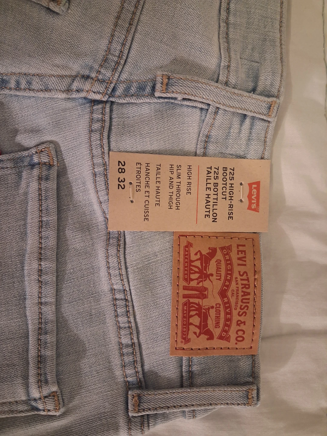 Levi's 725 High-Rise Bootcut Jeans - photo 4