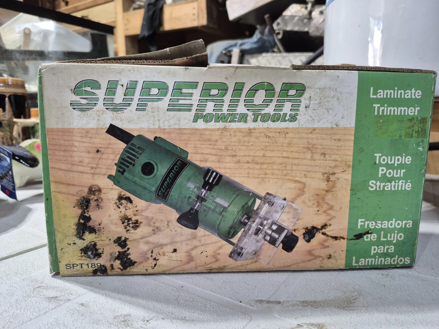 laminate trimmer.