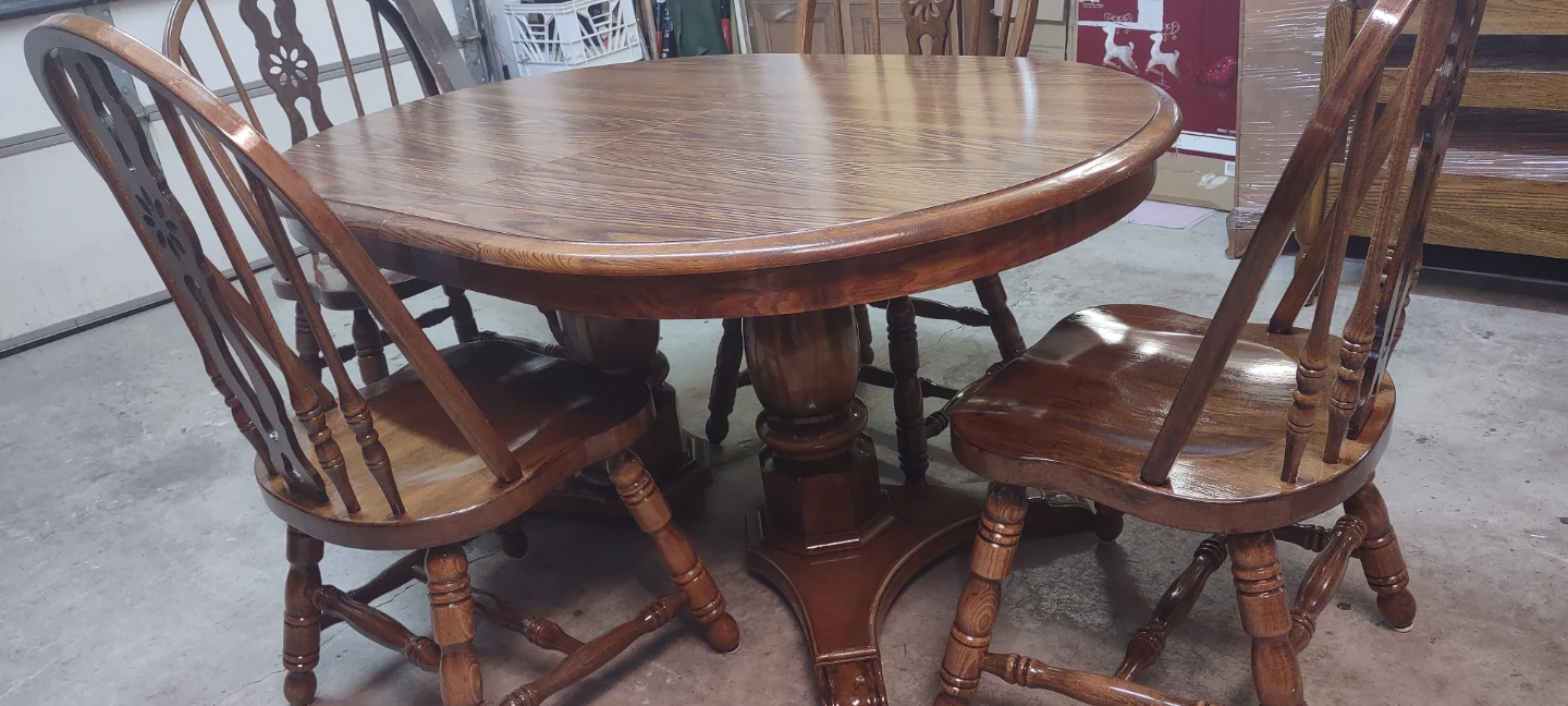 Dining table and 4 chairs - photo 5