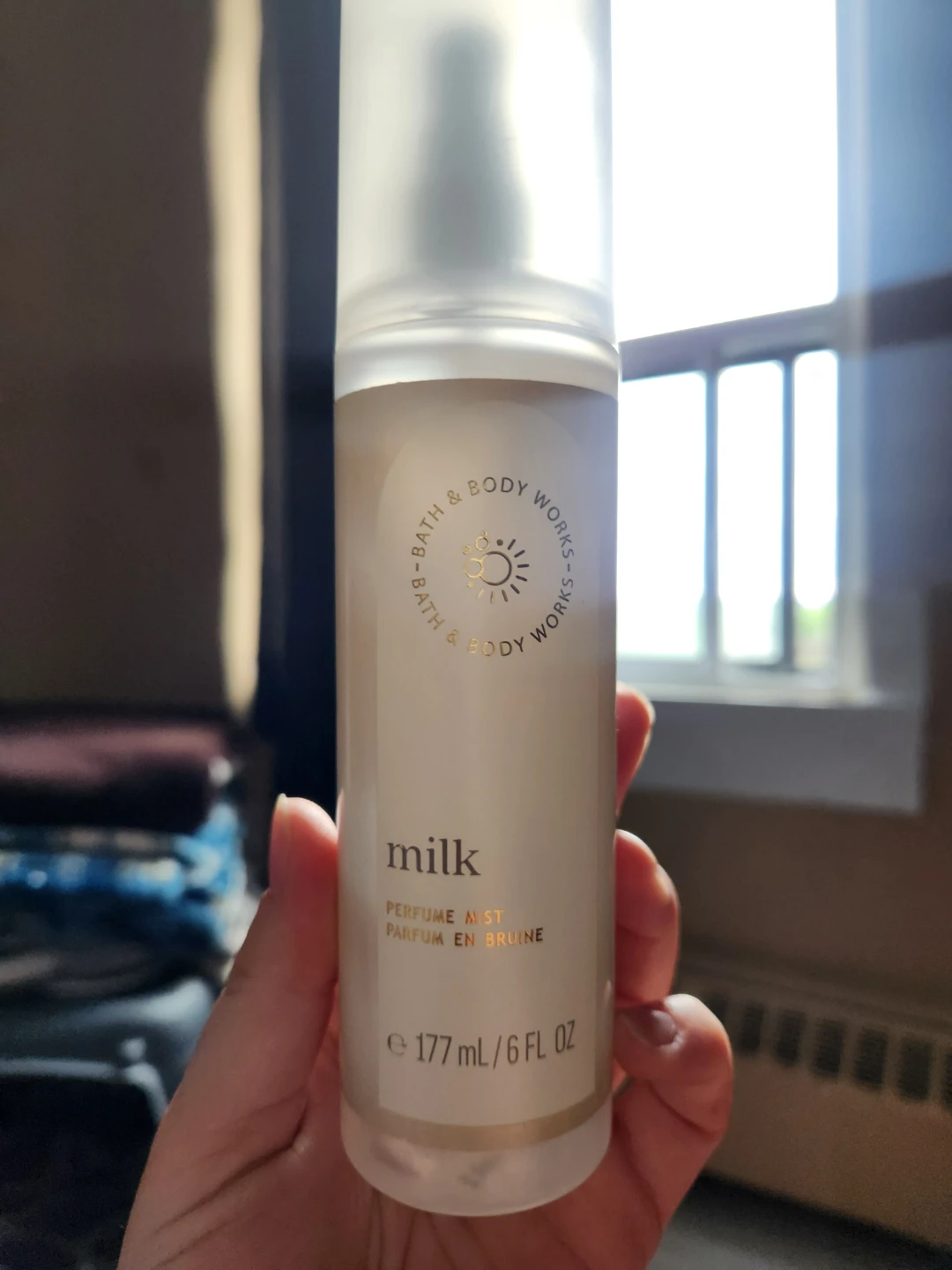 Bath & Body Works Milk Mist 177 mL