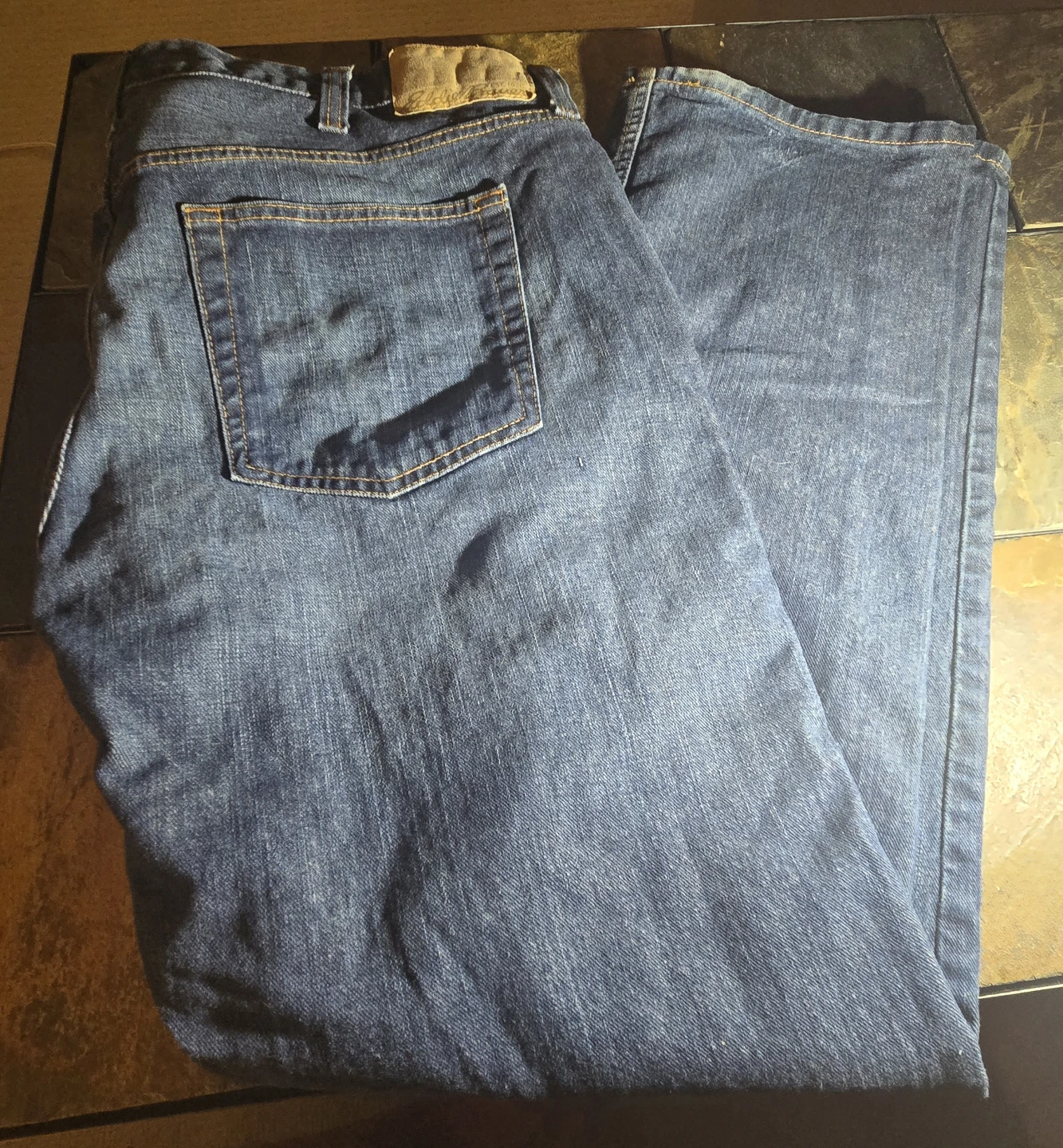 Men's Eddie Bauer Jeans.  42x32. - photo 2