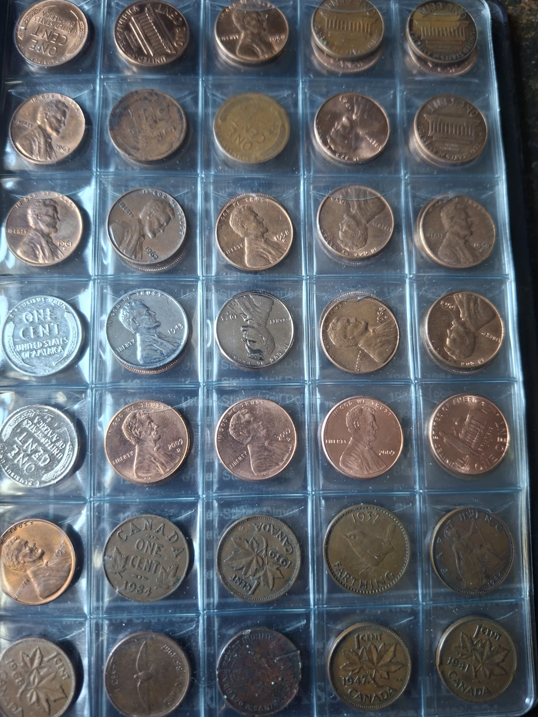 Collection of assorted Canadian and US pennies