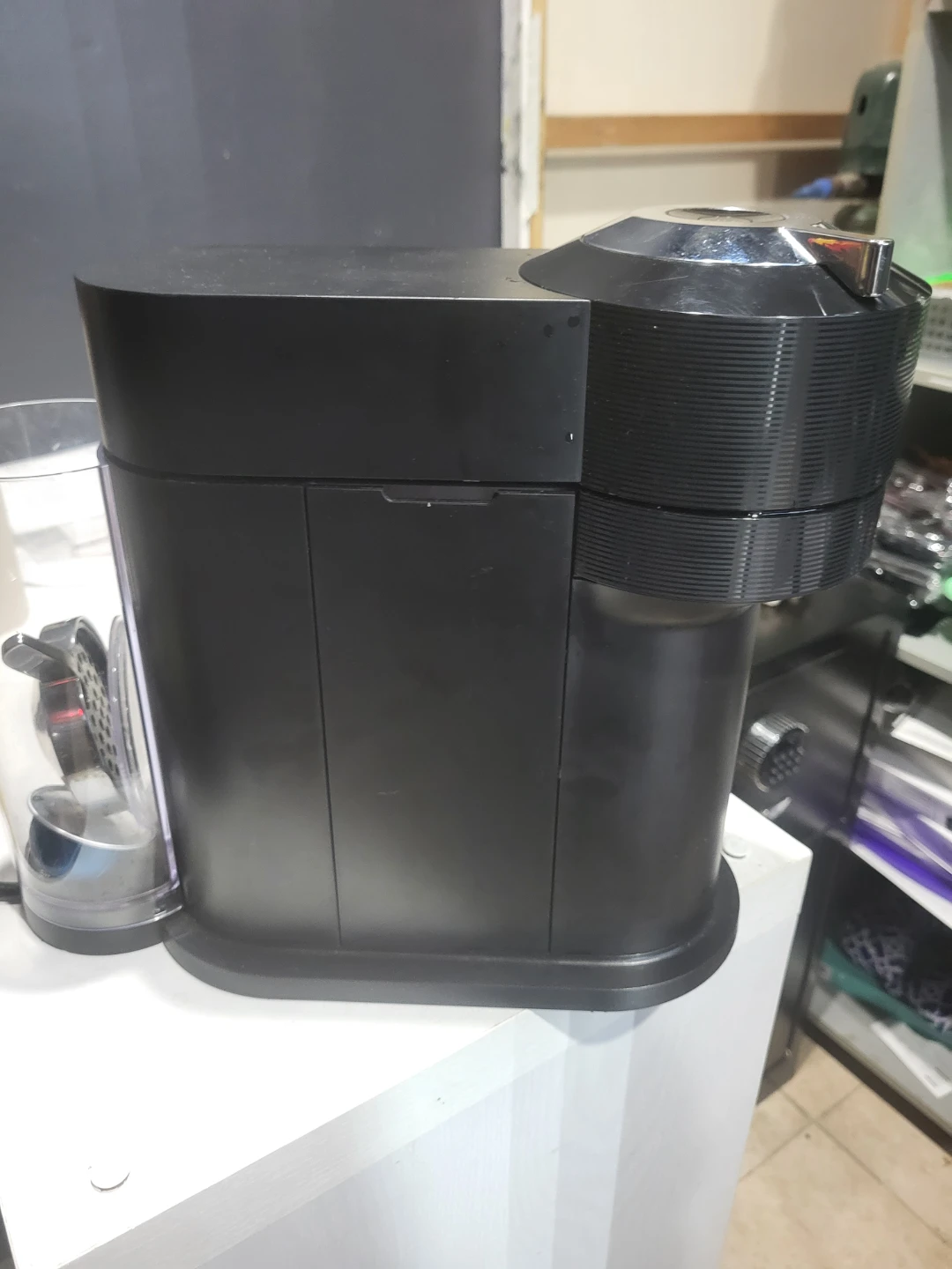 Nespresso Coffee Machine - photo 2