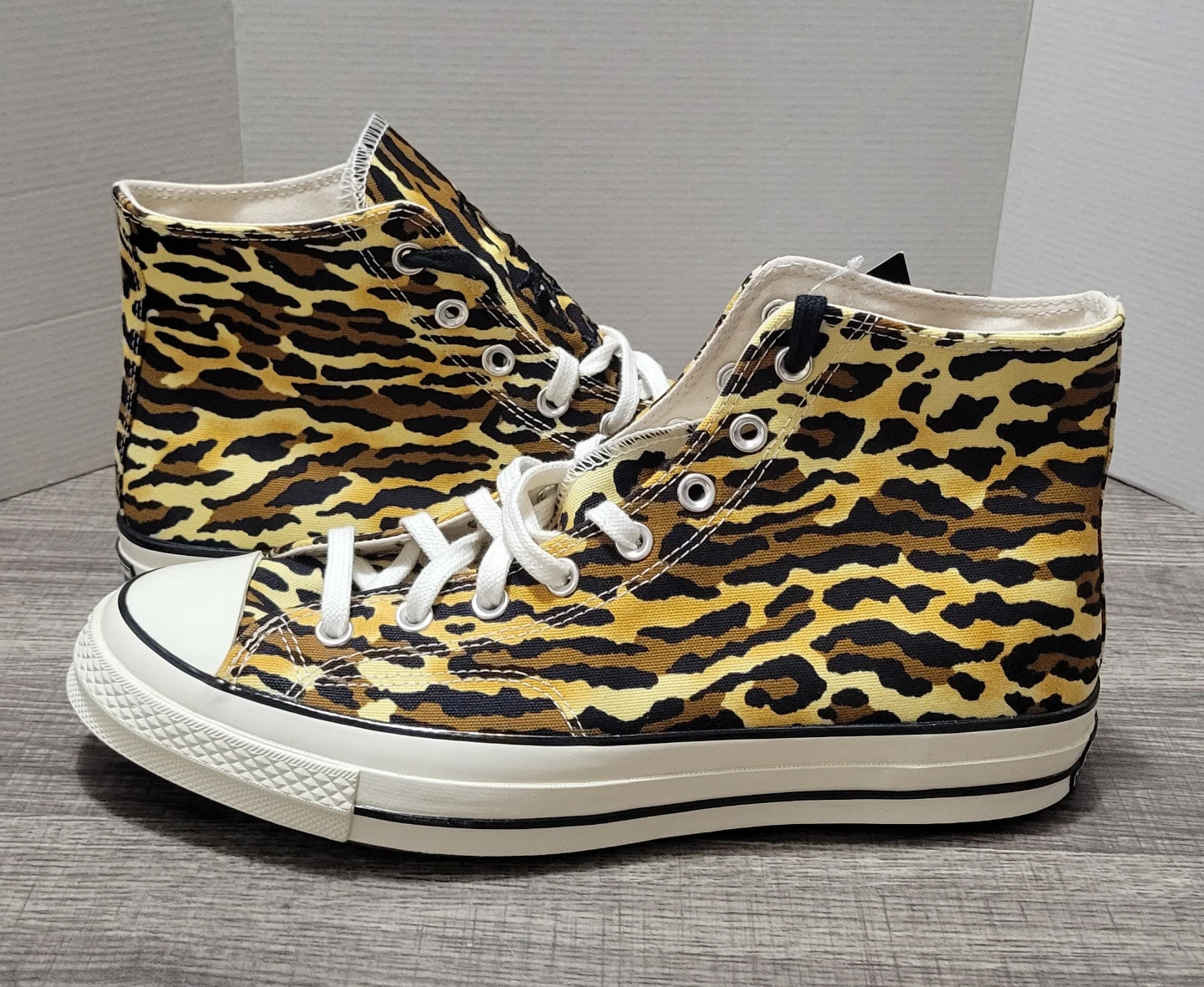Converse Chuck Taylor All Star Leopard Print Shoes Size 11 - photo 2