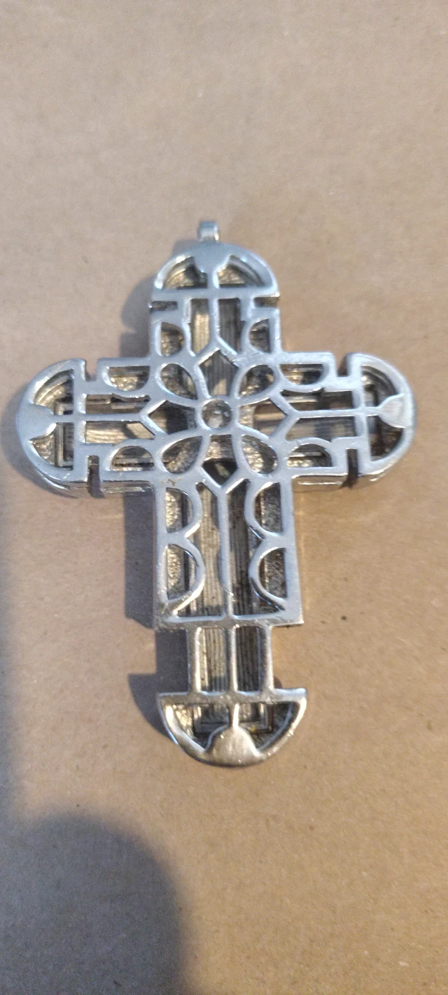 Rhinestone Cross Pendant - photo 4