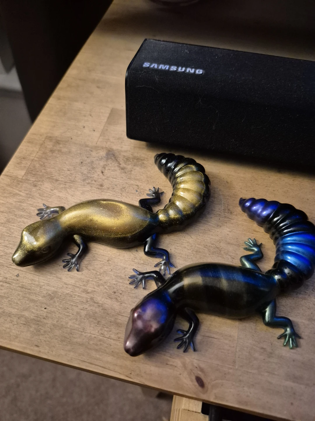 Pair of Decorative Geckos