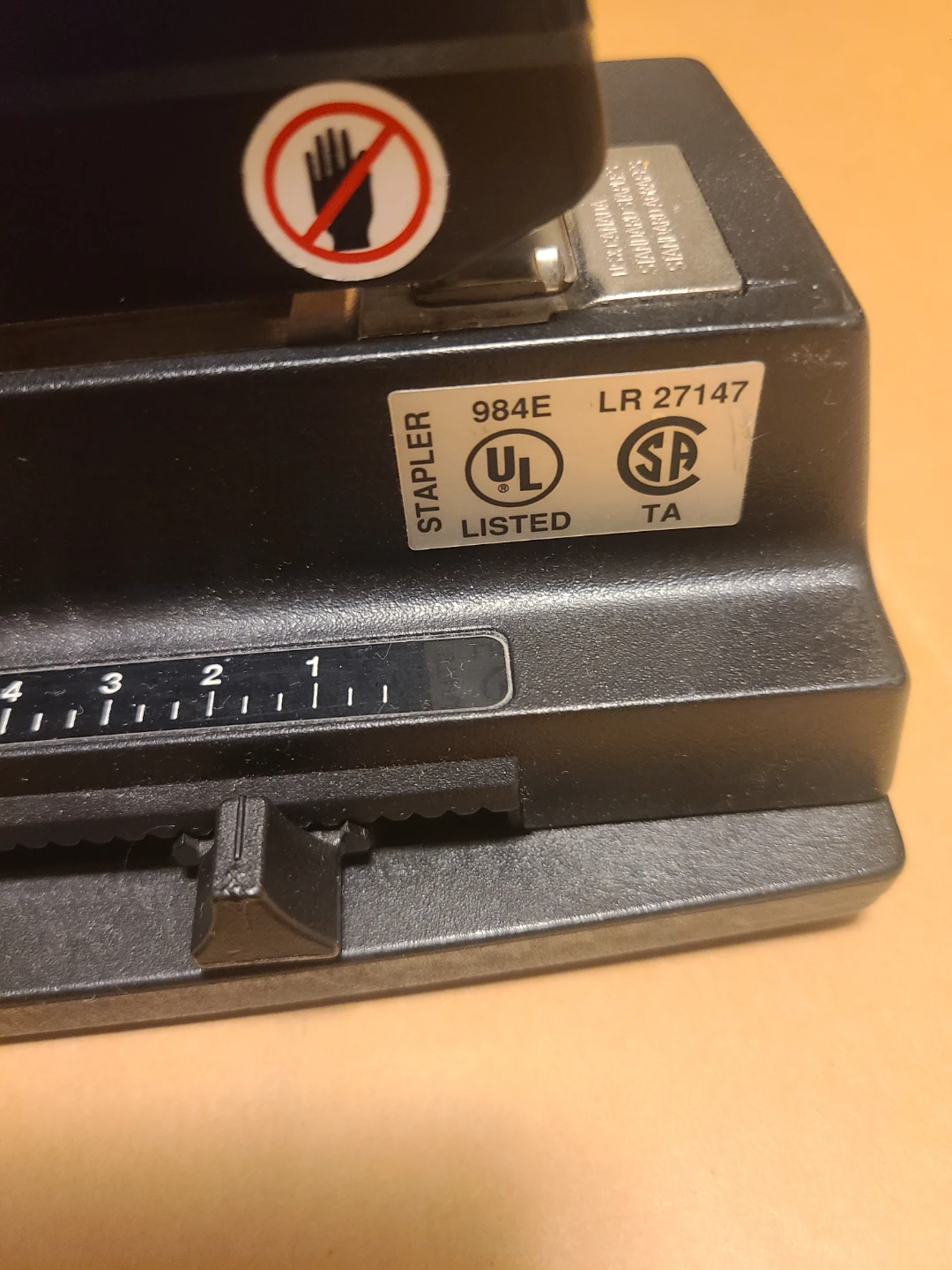 Rapid 90 Electric Stapler - photo 4