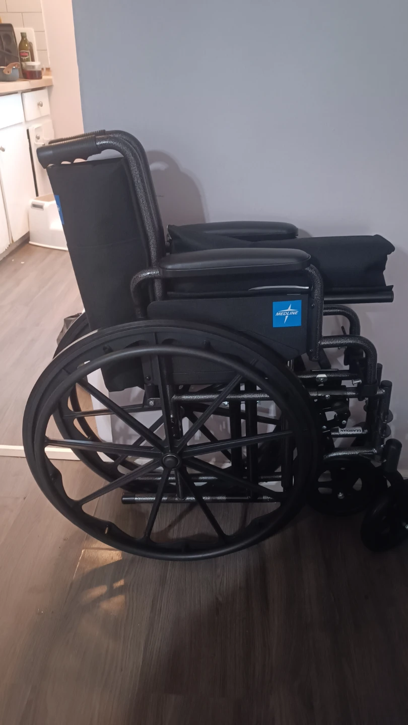 Medline Wheelchair - photo 2