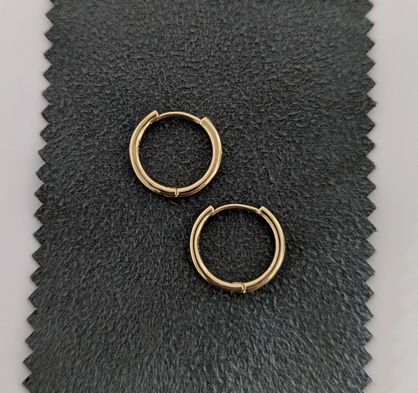 14k Gold Plated Sterling Silver Hoop Earrings (14mm) - photo 4