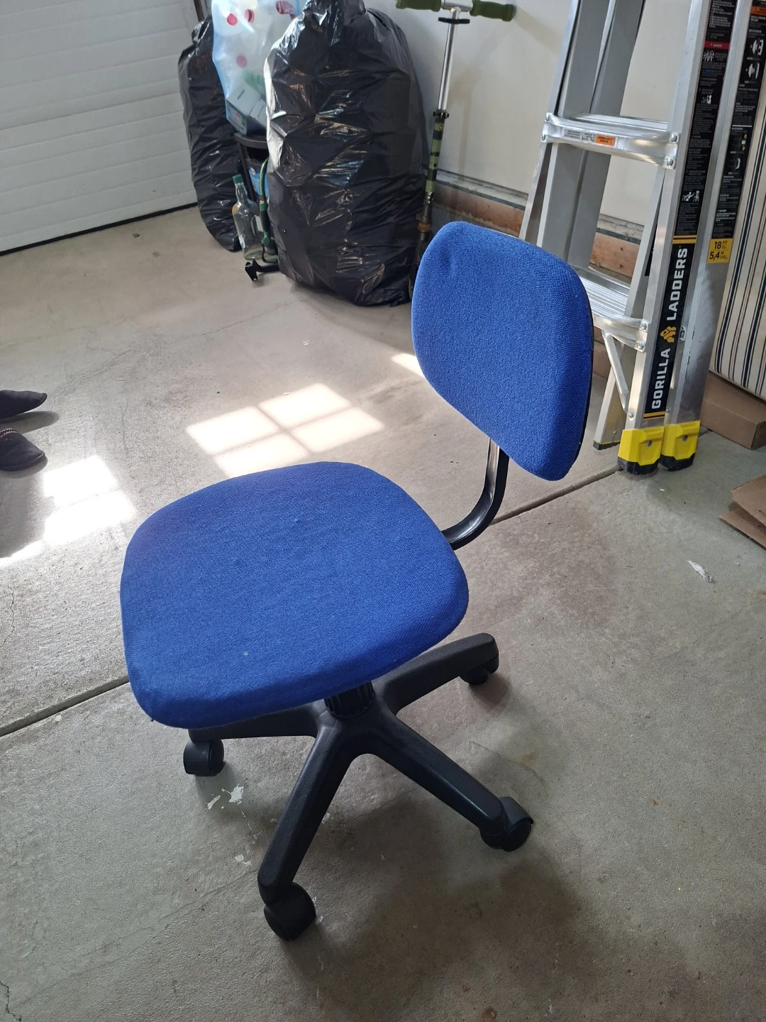 Blue Office Chair - photo 2