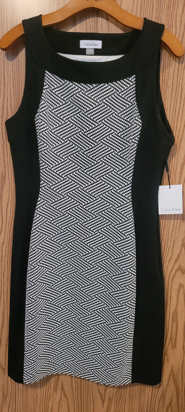 Calvin Klein Black and White Geometric Sheath Dress Size 10