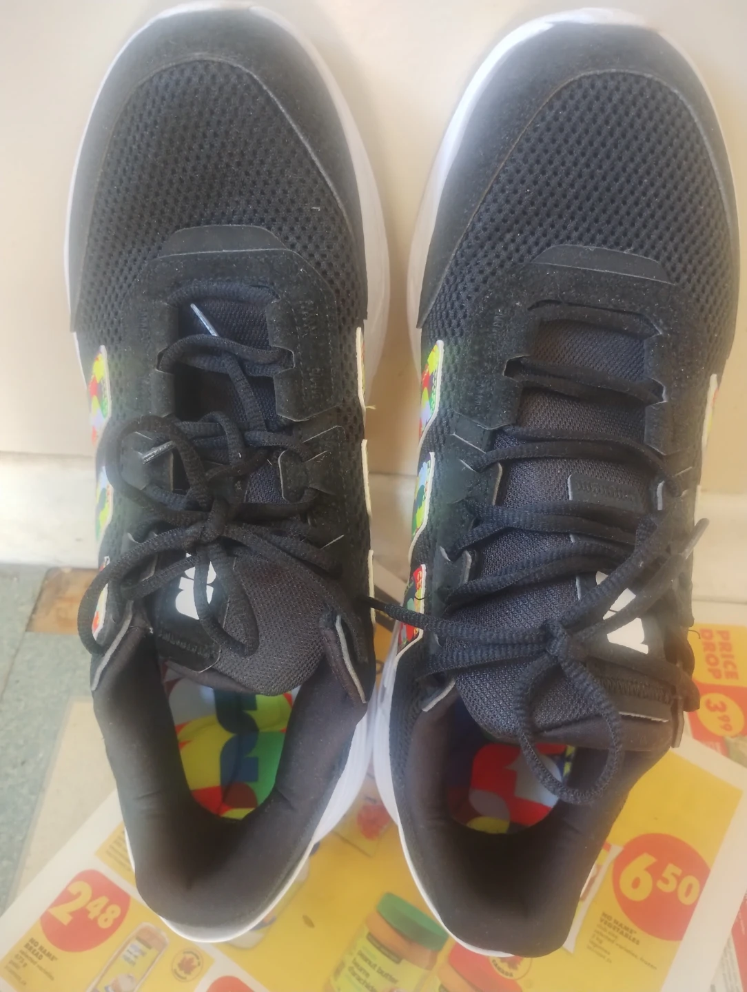 Adidas FIFA World Cup 2026 Volunteer Shoes. Men's US 12
