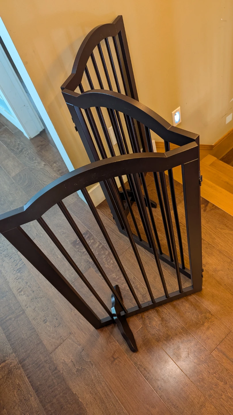 Versatile Freestanding Wooden Gate - photo 3