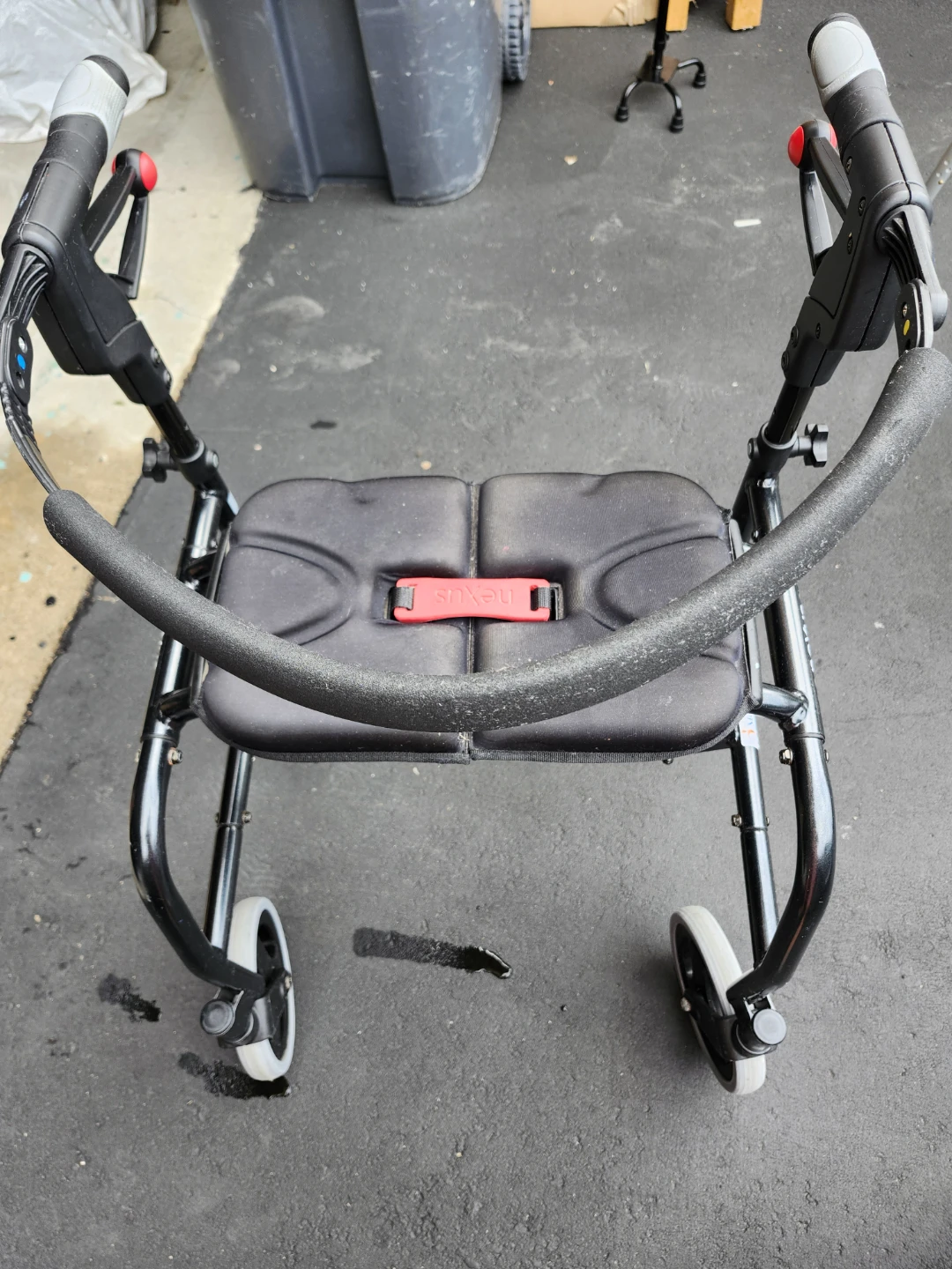 Nexus Rollator Walker with Seat