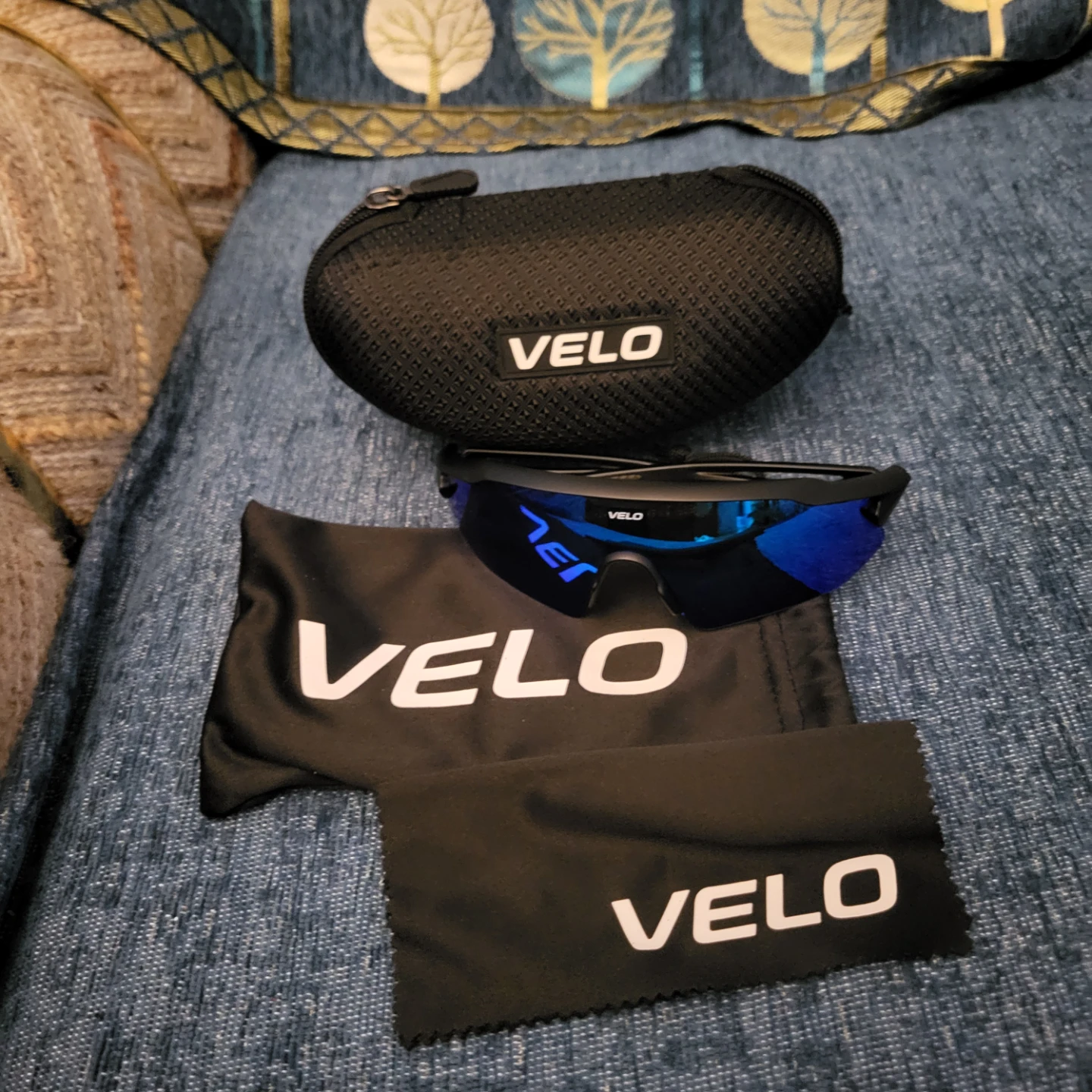 VELO Sport Sunglasses with Case and Cleaning Cloth