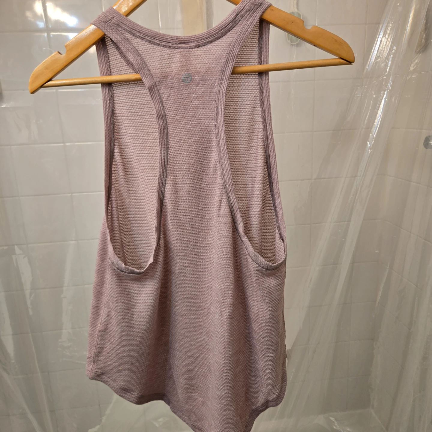 Lululemon Tank Top Size 4 Pink - photo 3