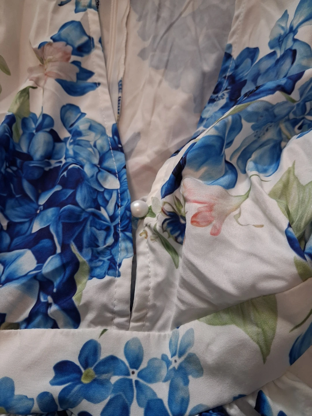 Floral Print Dress with V-Neck - photo 2
