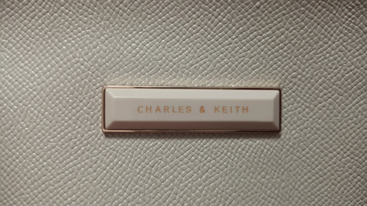 Charles & Keith Cream Tote Bag with Shoulder Strap - photo 2