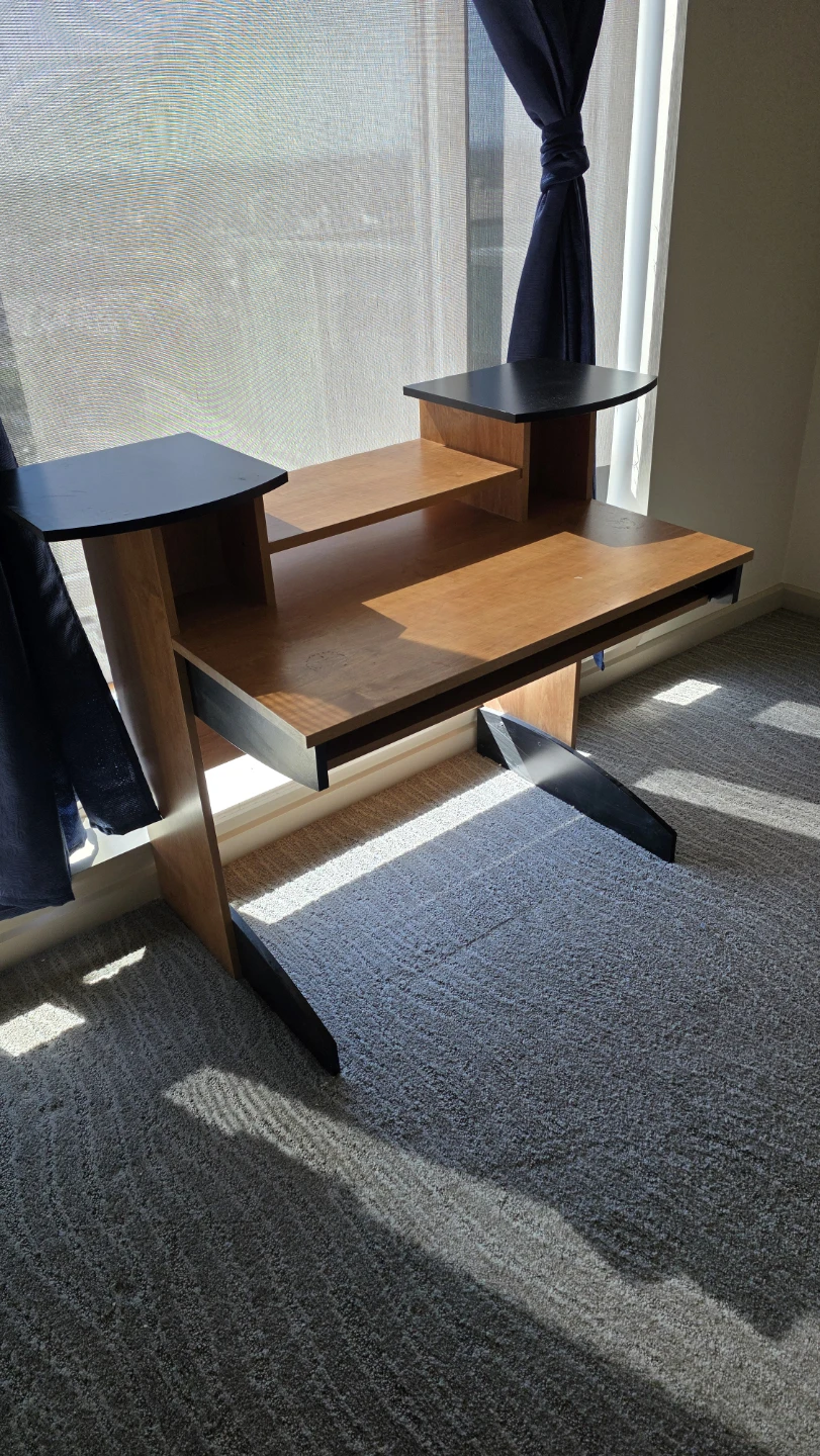 Free Computer Desk