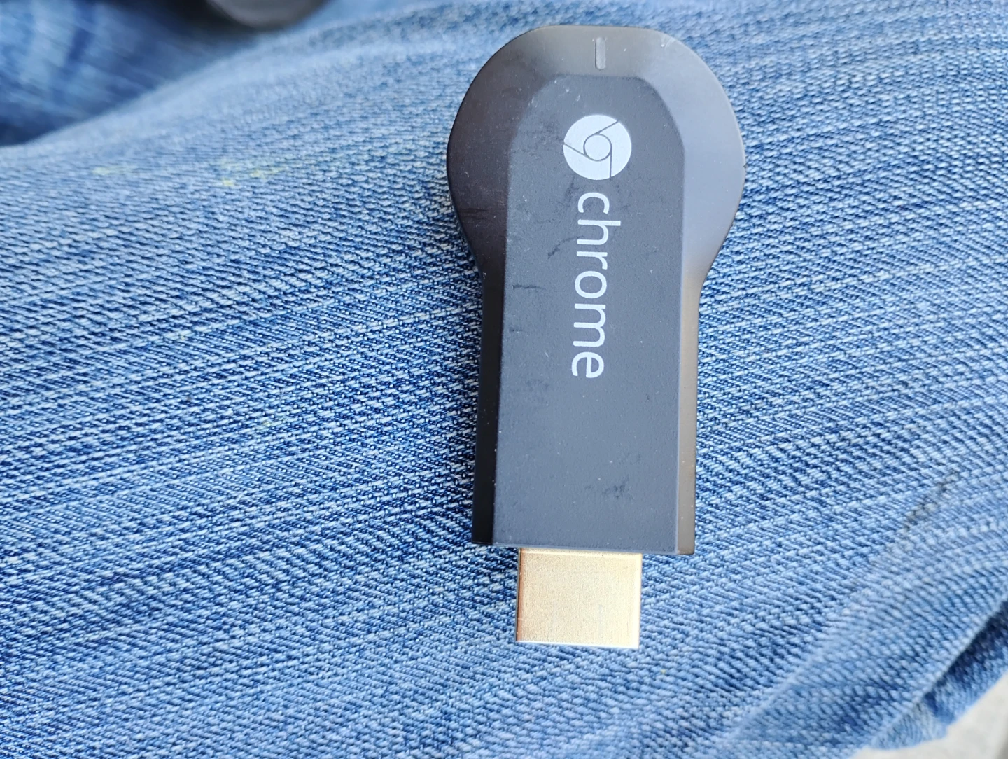 Google Chromecast HD Streaming Device